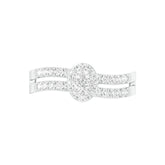 18k White Gold and Diamond Fancy Ring in size and total gold weight of 2.4g