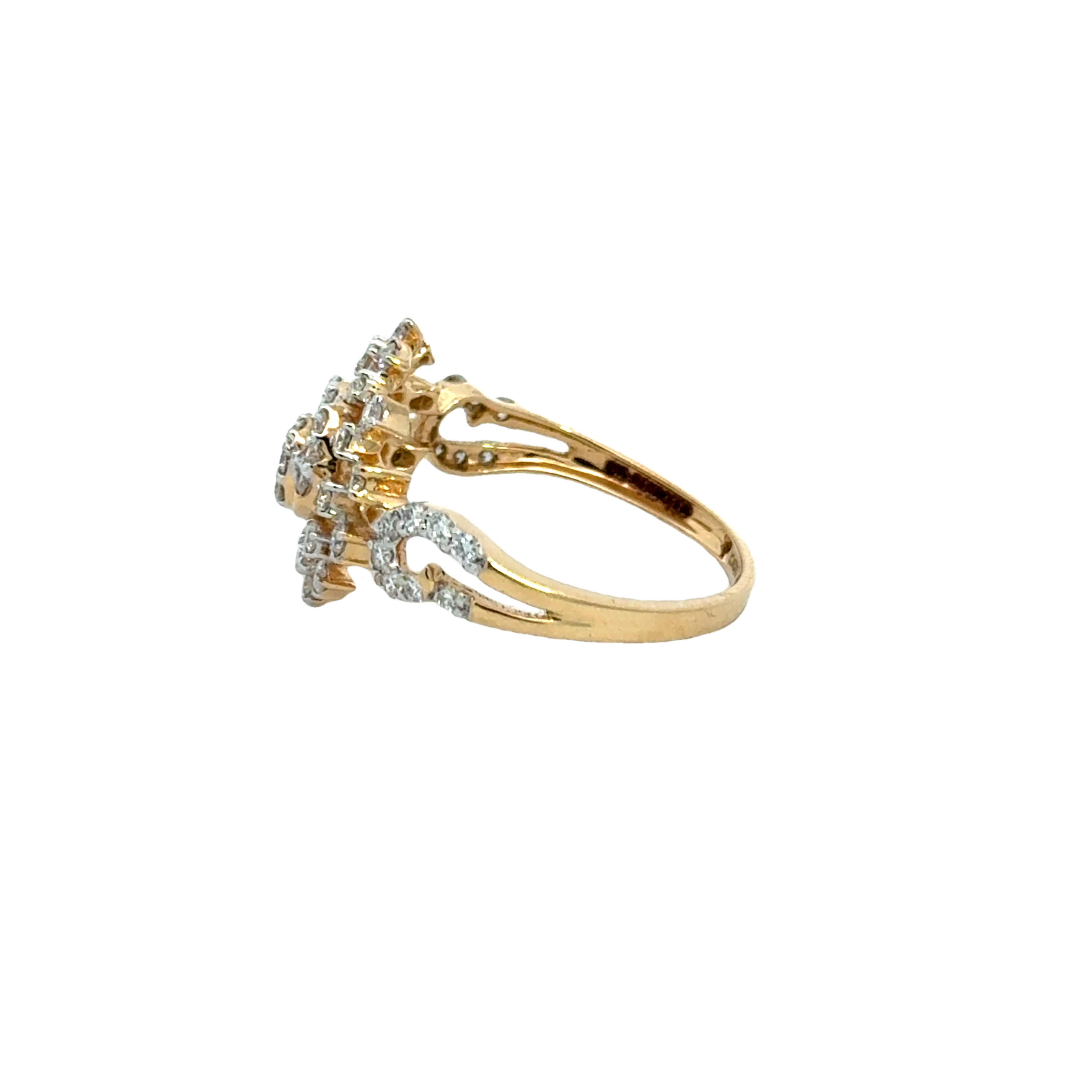 18k Yellow Gold and Diamond Fancy Ring in size 5.5 and total gold weight of 1.93g