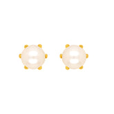 22k Yellow Gold Stud Pearl Earrings with gold weight of 0.98g