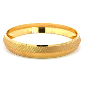 22k Yellow Gold Mens Kada measuring 12mm thickness x 2.12 inch length