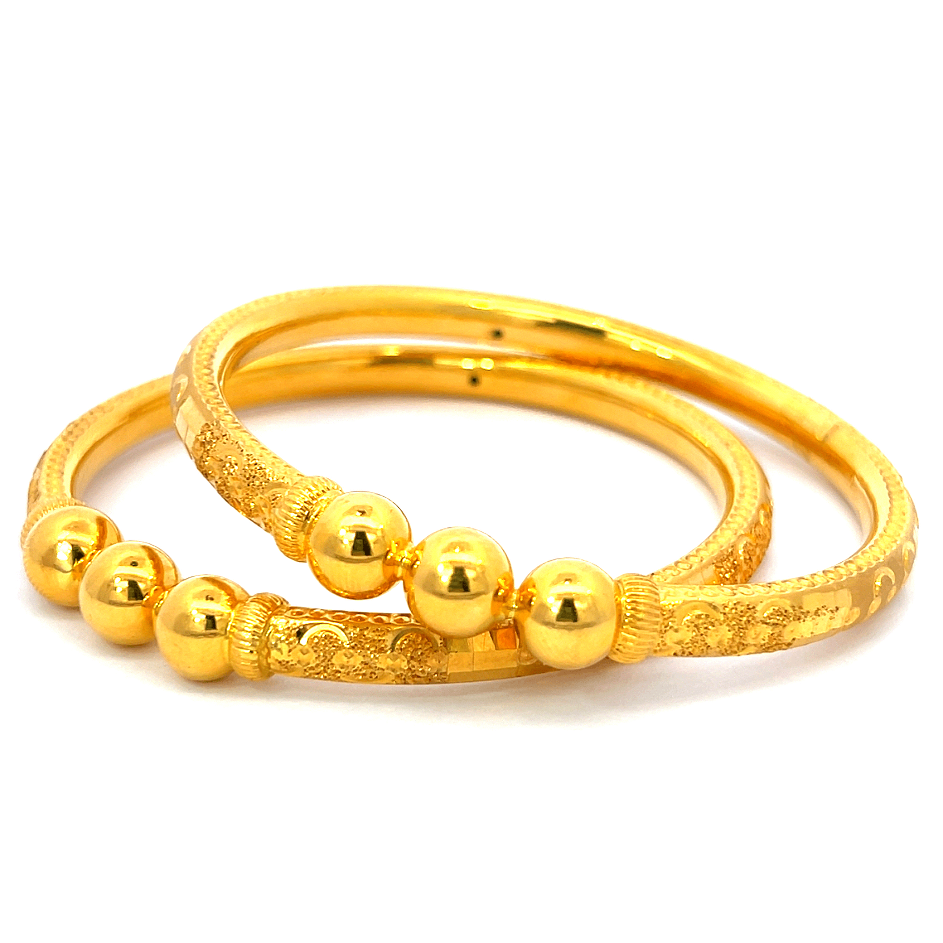 22K Yellow Gold Pipe Bangles in size 2.3 and gold weight of 40g