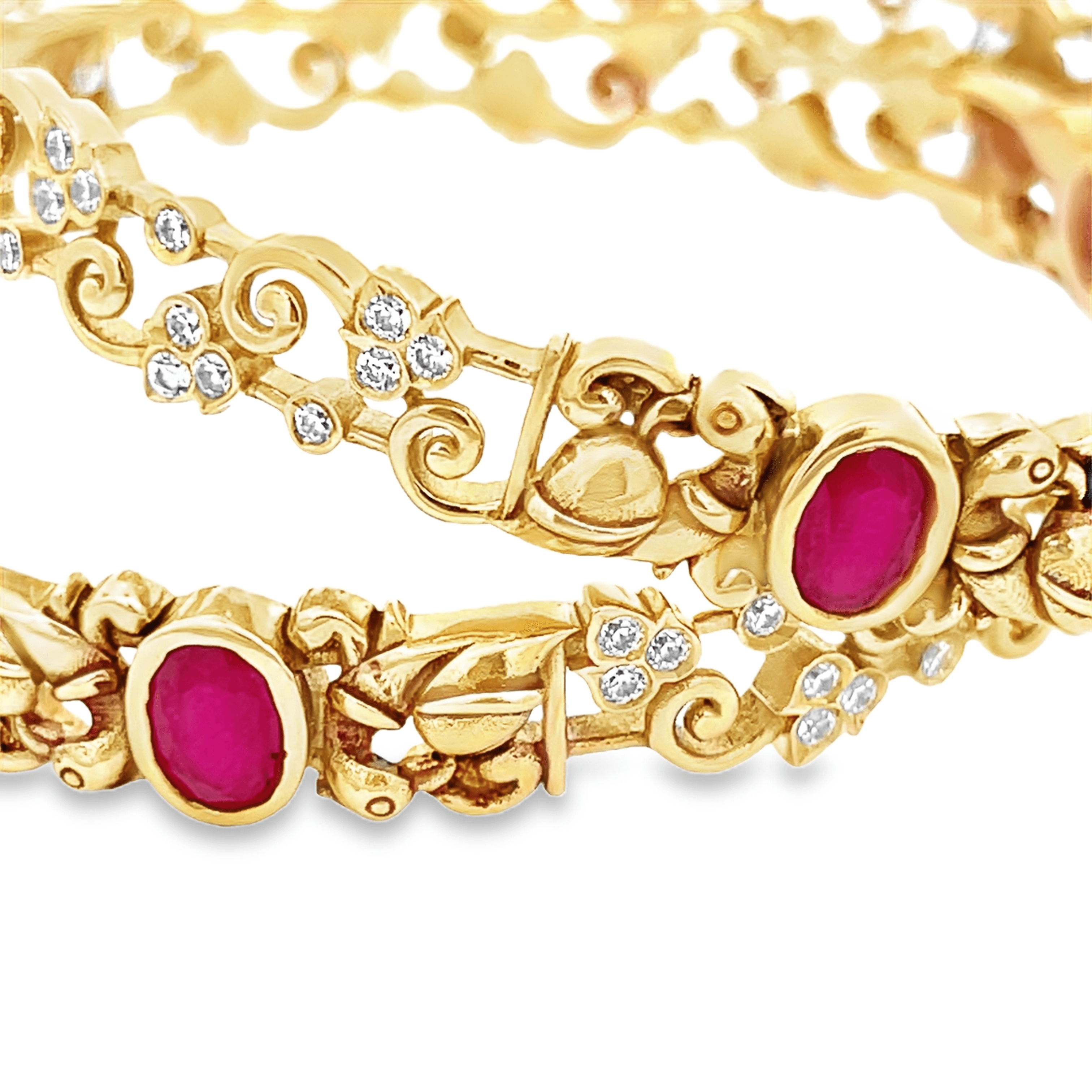 22K Yellow Ruby Antique Gemstones Bangles in size 2.6 and gold weight of 59.3g