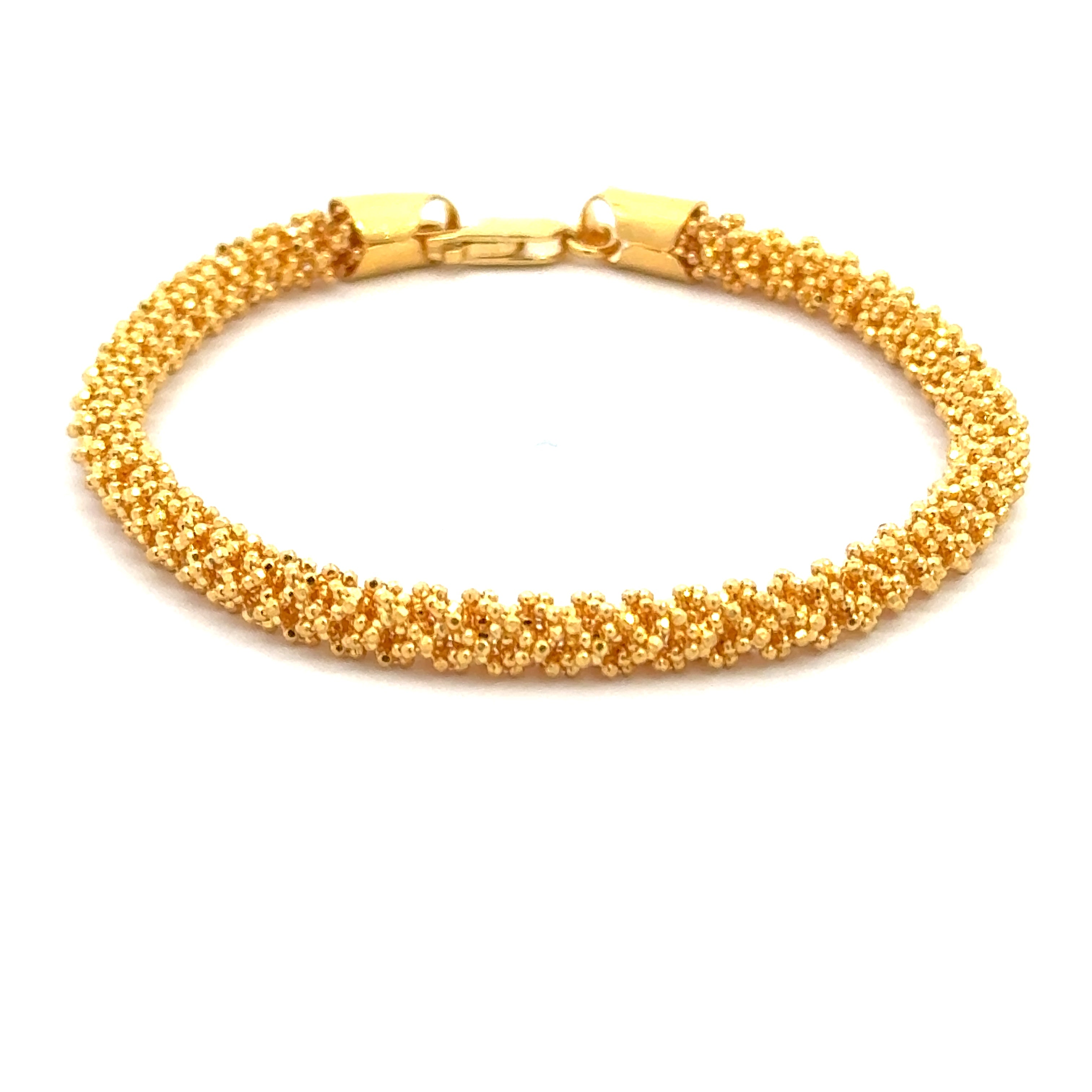 22k Yellow Gold Eye-catching Bold Filigree Bracelet measuring 5mm thickness x 7.5 inch length