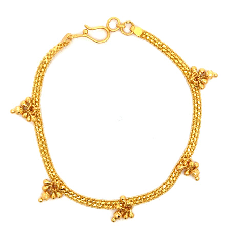 22k Yellow Gold Filigree Enchanting Charm Bracelet measuring 3mm thickness x 7.5 inch length