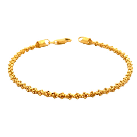 22k Yellow Gold Filigree Bracelet measuring 2mm thickness x 7 inch length