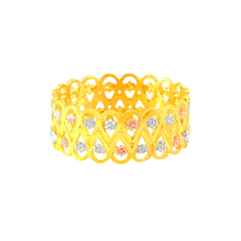 22k Three-Tone Gold Filligree Band Ring in size 7.5 and total gold weight of 3.23g
