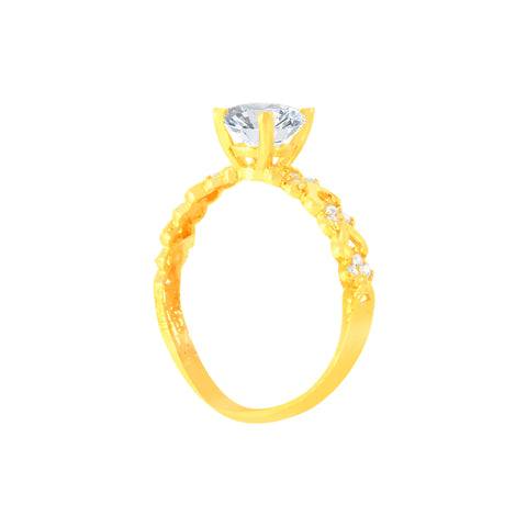 22k Yellow Cubic Zirconia Cocktail Ring in size 7.5 and total gold weight of 2.7g
