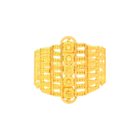 22k Yellow Gold Filigree Ring in size 7.2 and total gold weight of 3.61g