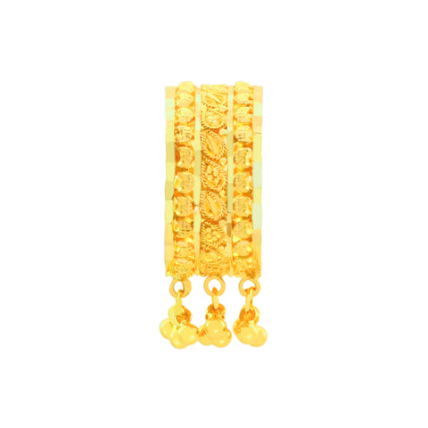 22k Yellow Gold Band Ring in size 6.5 and total gold weight of 4.57g
