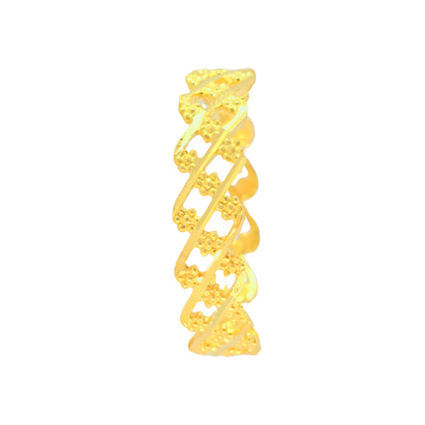 22k Yellow Gold Stylish Ring Band in size 7.5 and total gold weight of 2.07g