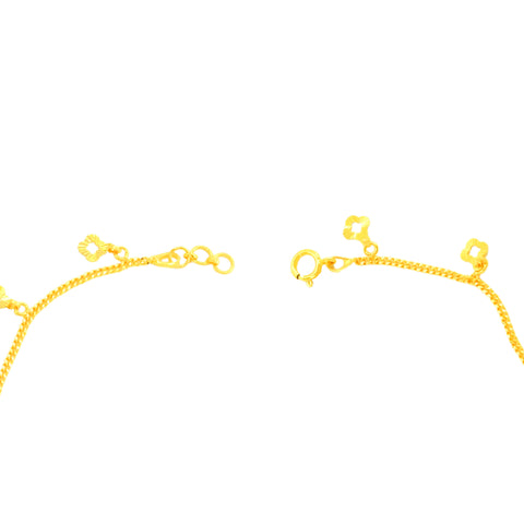 22K Yellow Gold Charm Bracelet measuring 0.79mm thickness x 7.5 inch length