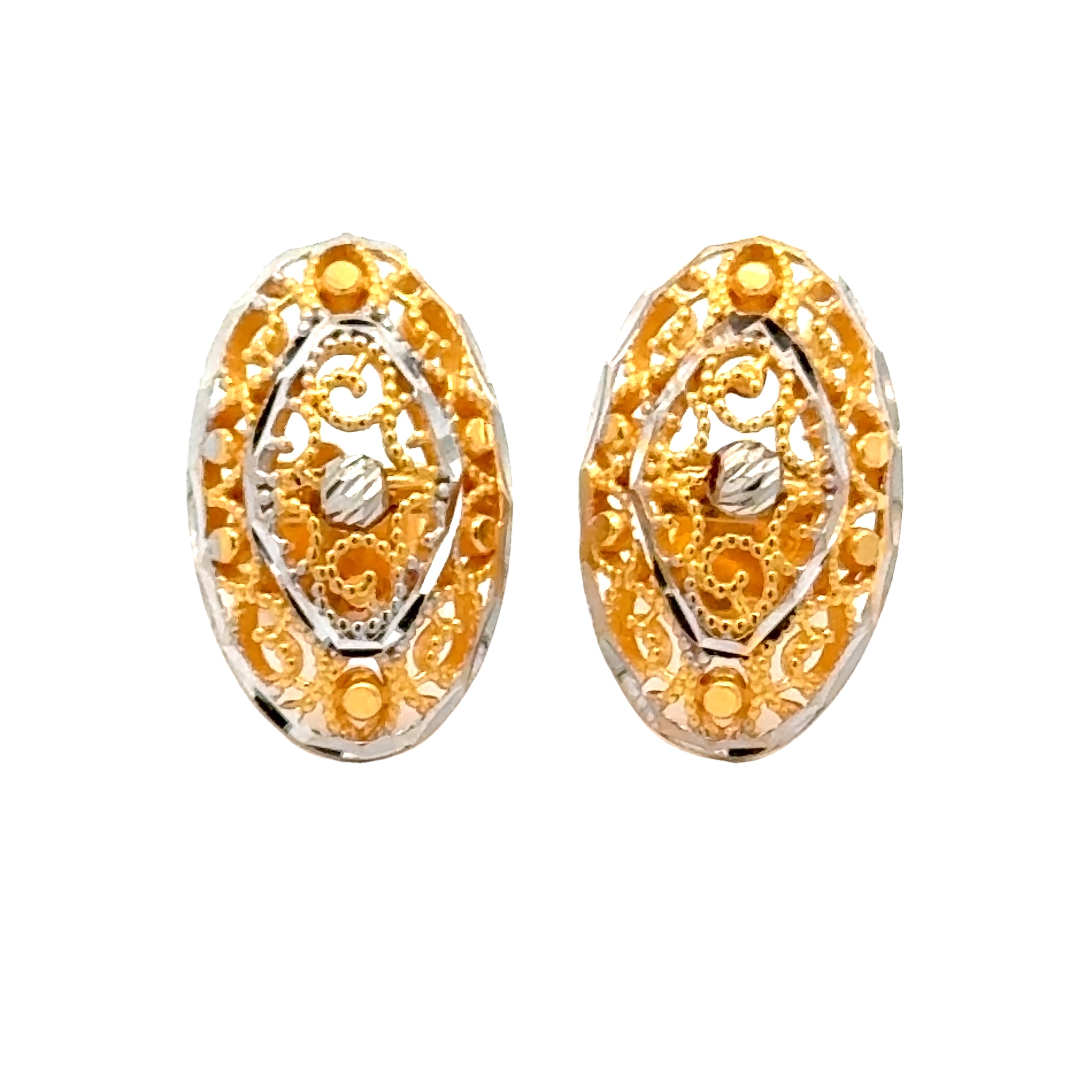 22k Two Tone Antique Earrings with gold weight of 4.16g