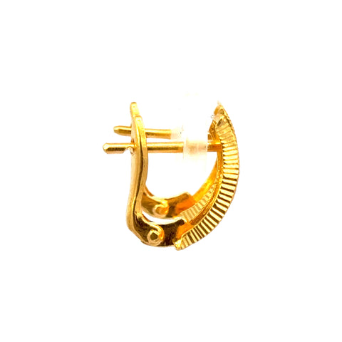 22k Yellow Gold Huggies Earrings with gold weight of 3.76g