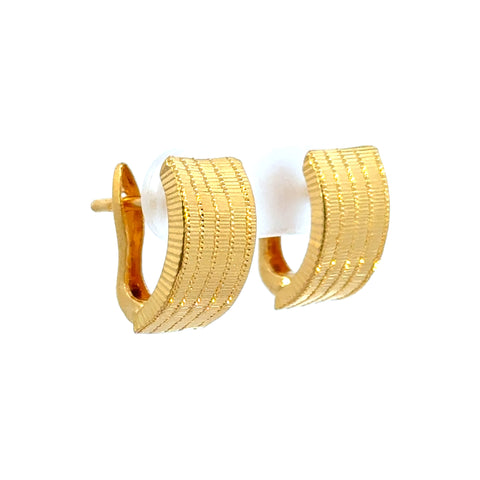 22k Yellow Gold Huggies Earrings with gold weight of 3.76g