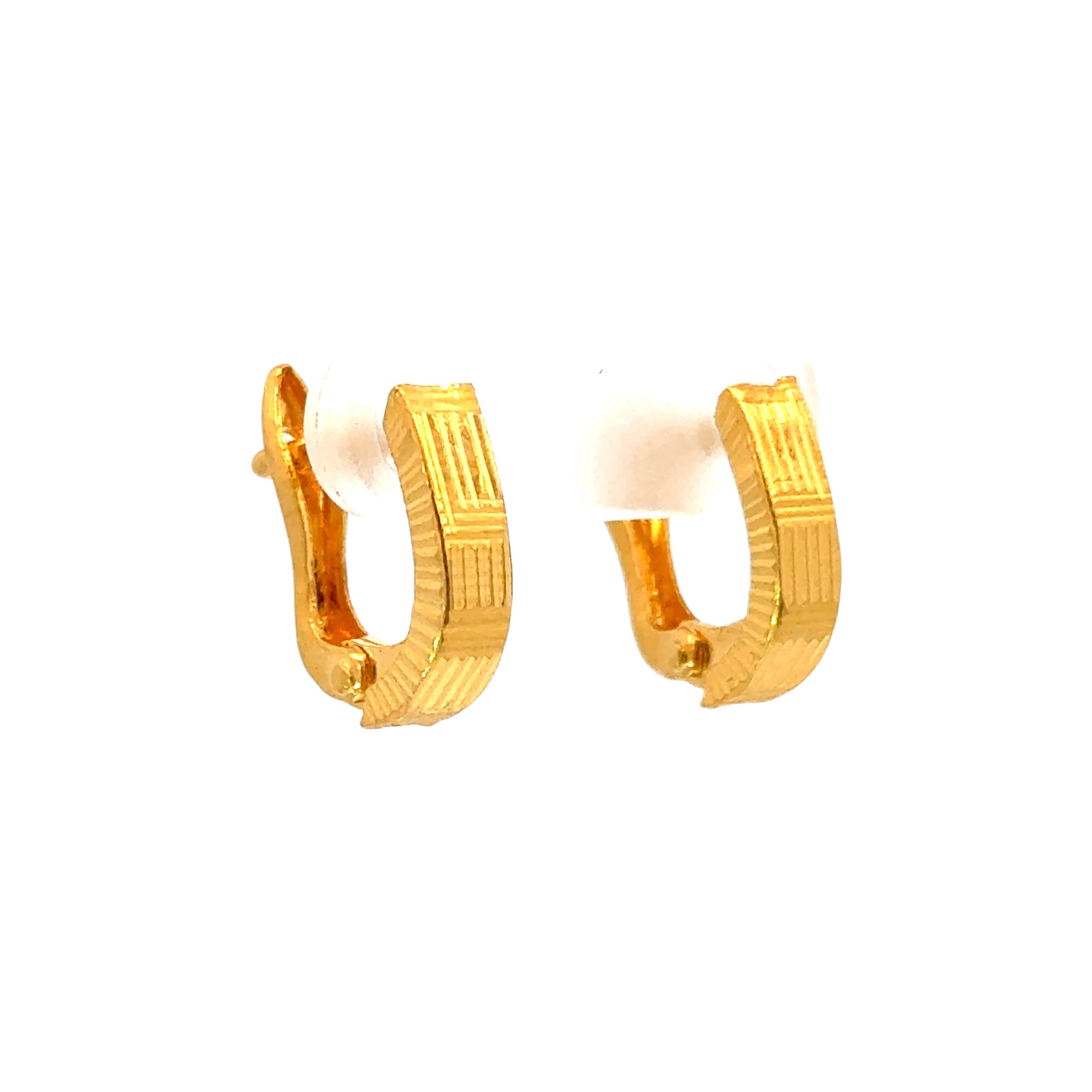 22k Yellow Gold Huggies Earrings with gold weight of 2.75g