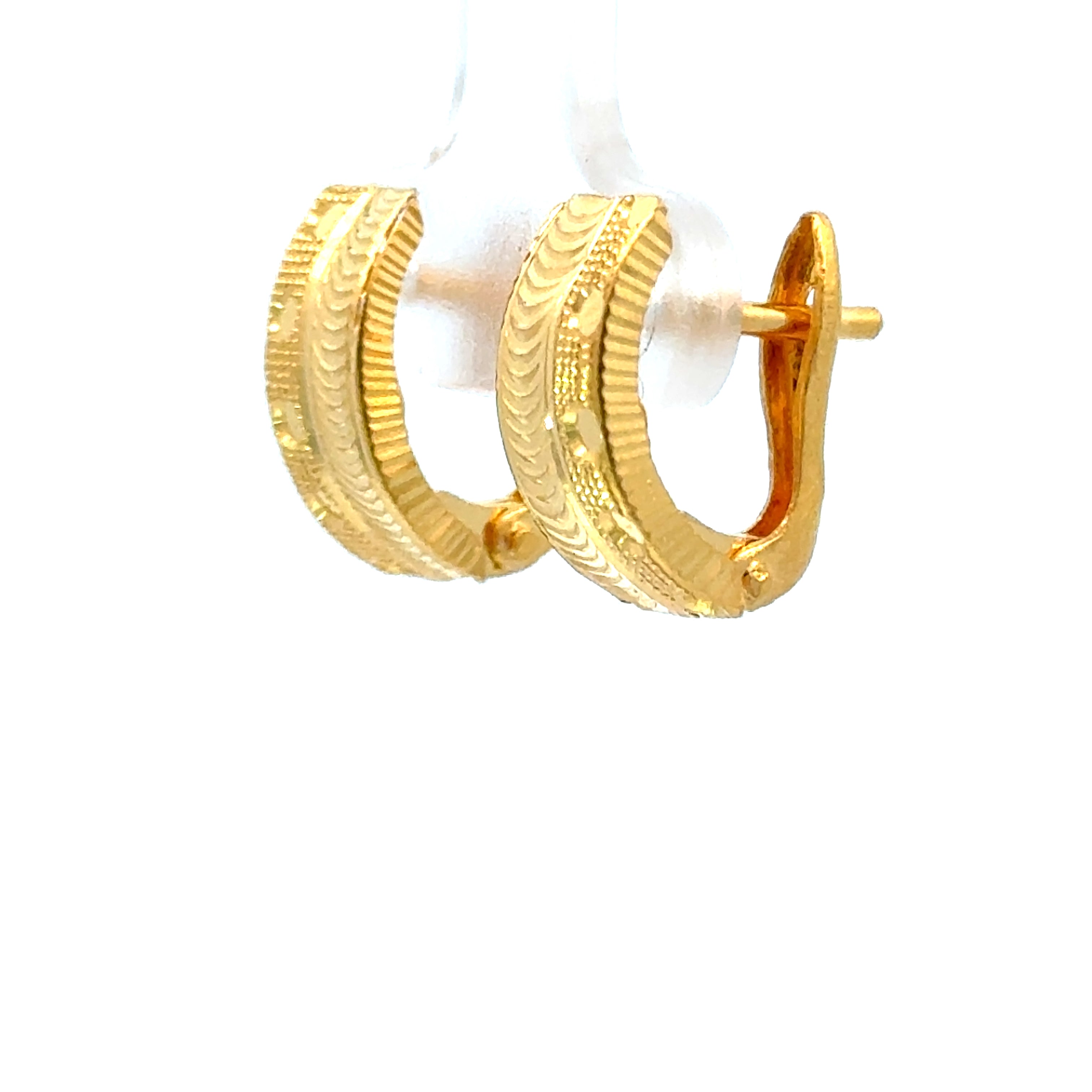 22k Yellow Gold Huggies Earrings with gold weight of 3.45g