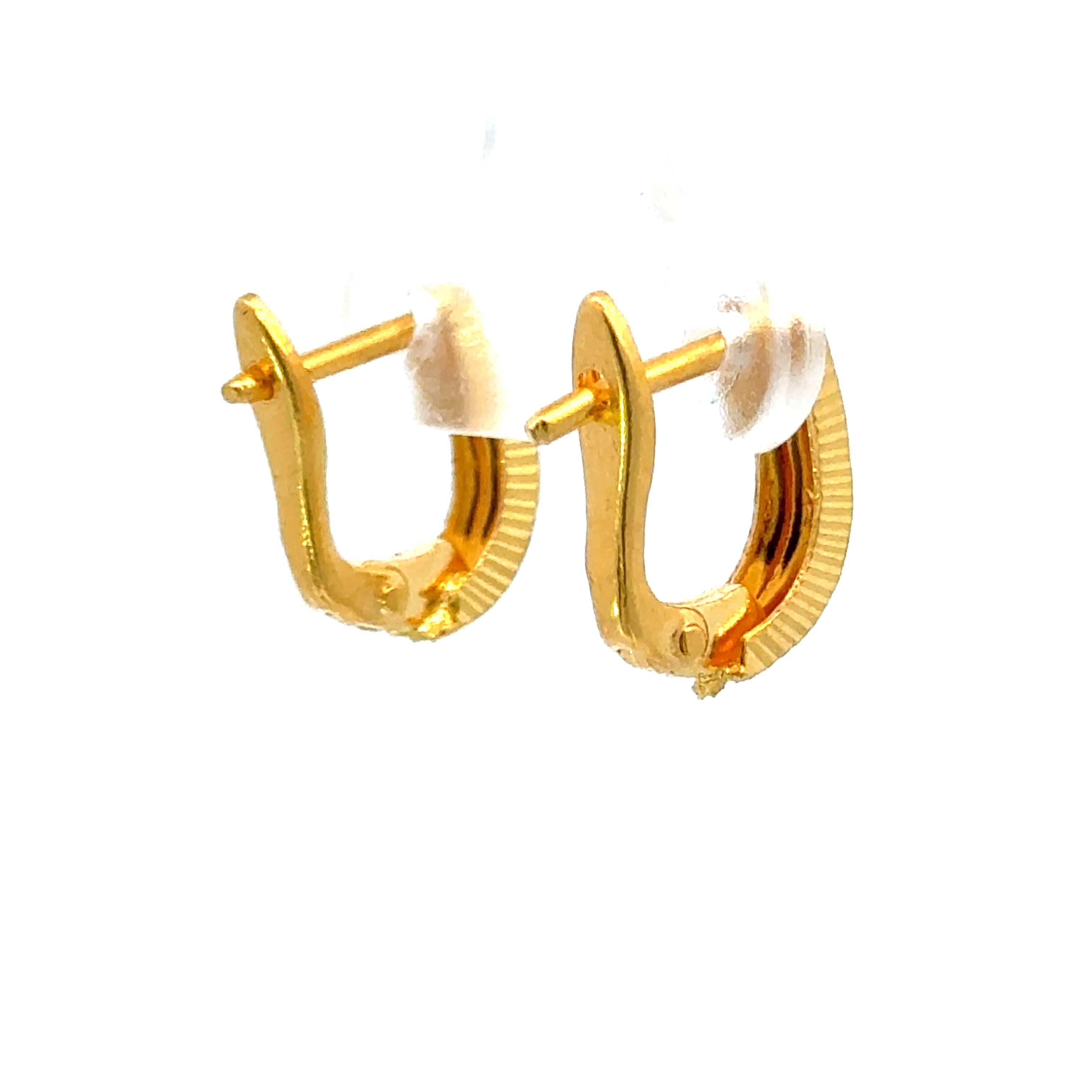 22k Yellow Gold Huggies Earrings with gold weight of 2.84g