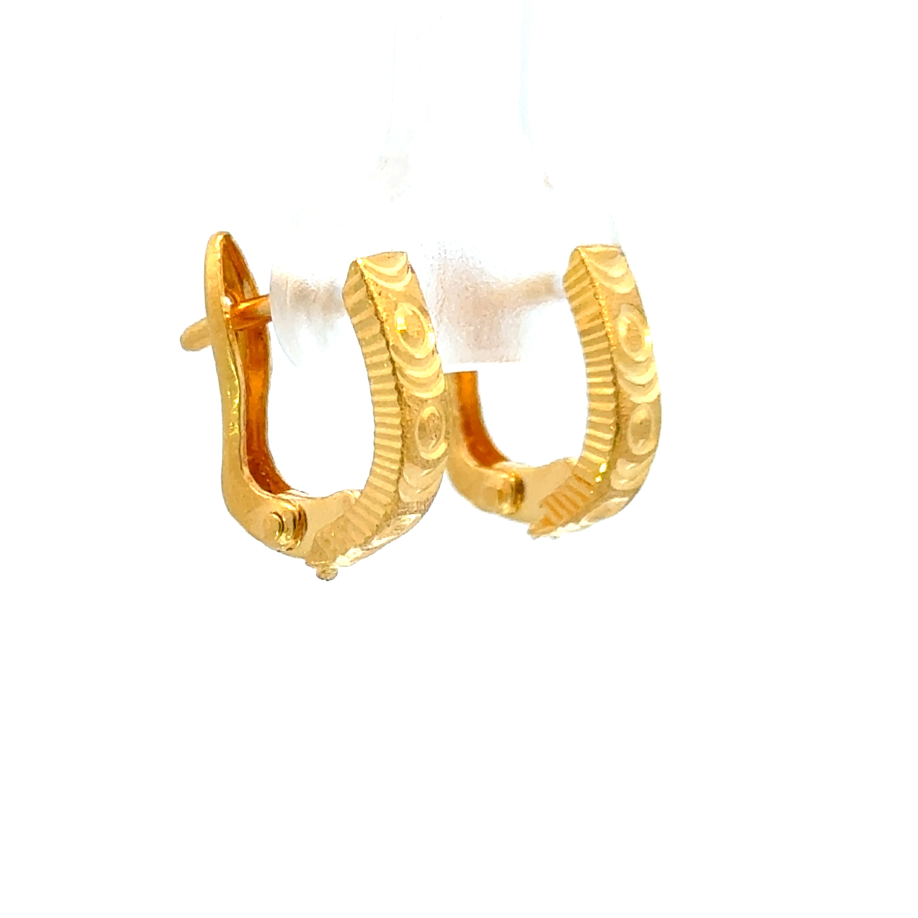 22k Yellow Gold Huggies Earrings with gold weight of 2.84g