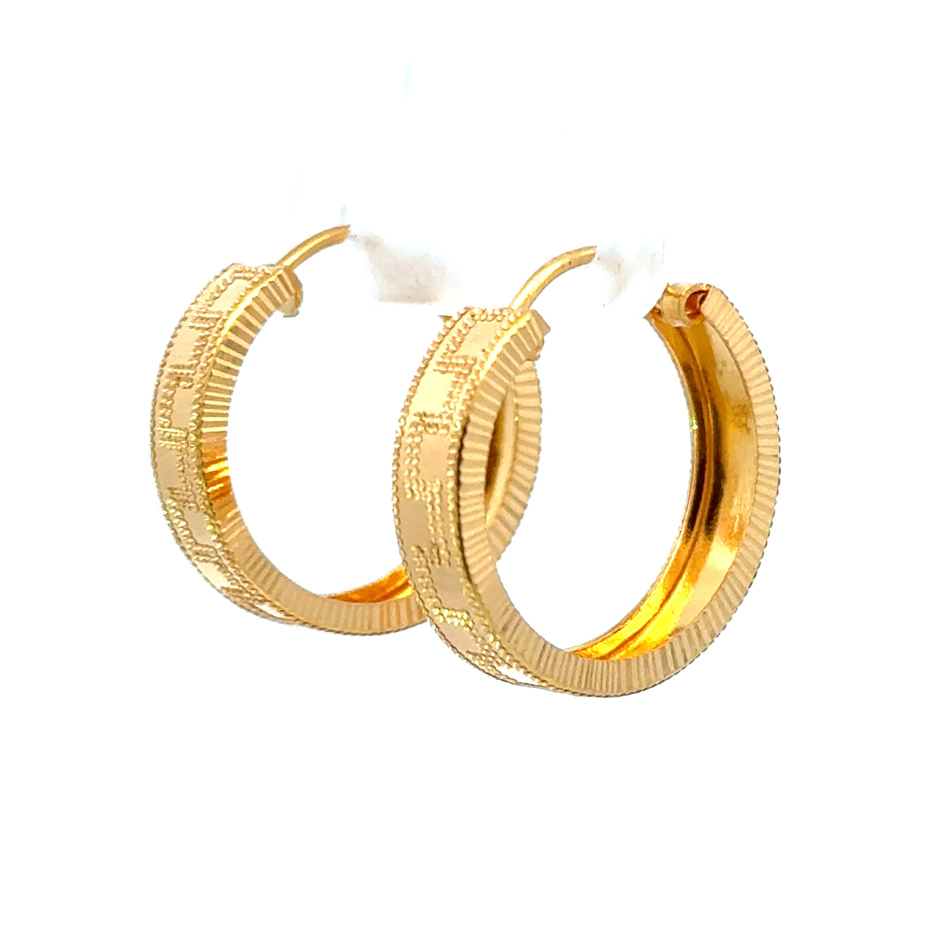 22k Yellow Gold Huggies Earrings with gold weight of 4.16g