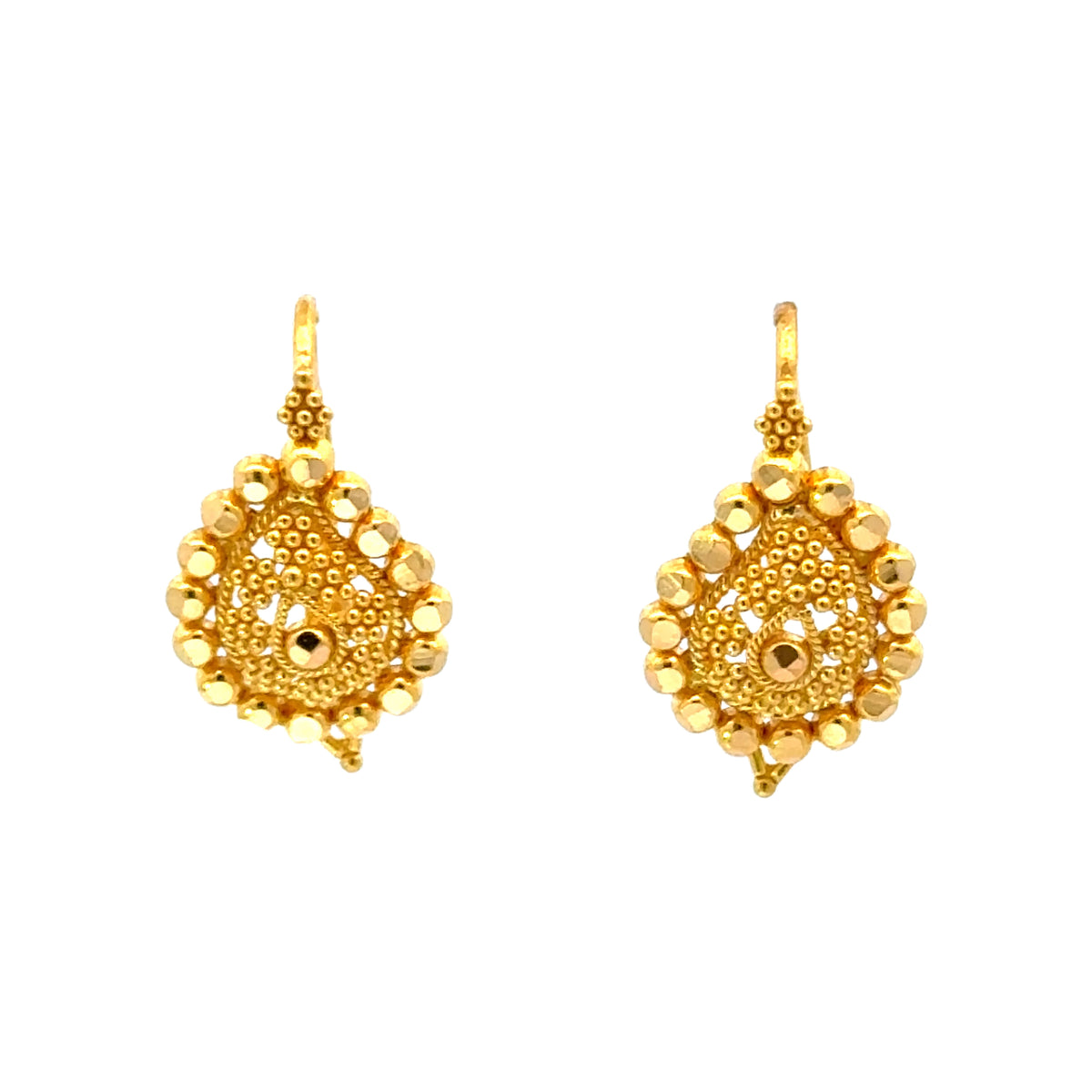 22k Yellow Gold Filigree Earrings with gold weight of 2.57g
