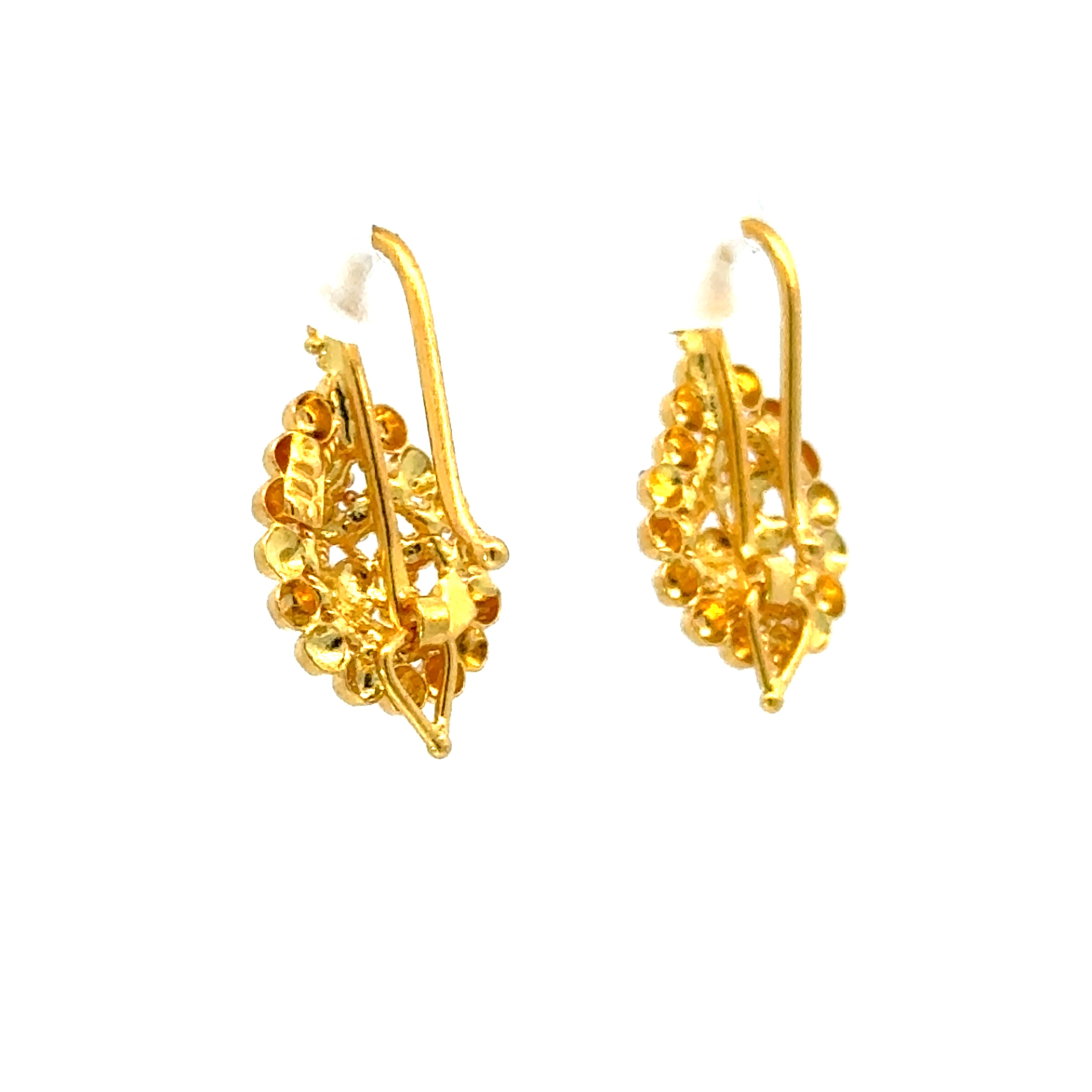 22k Yellow Gold Filigree Earrings with gold weight of 2.57g