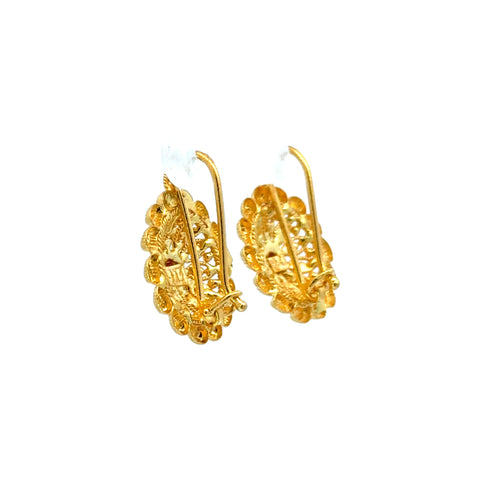 22k Yellow Gold Filigree Earrings with gold weight of 3.85g