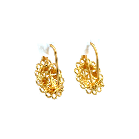 22k Yellow Gold Filigree Earrings with gold weight of 2.72g