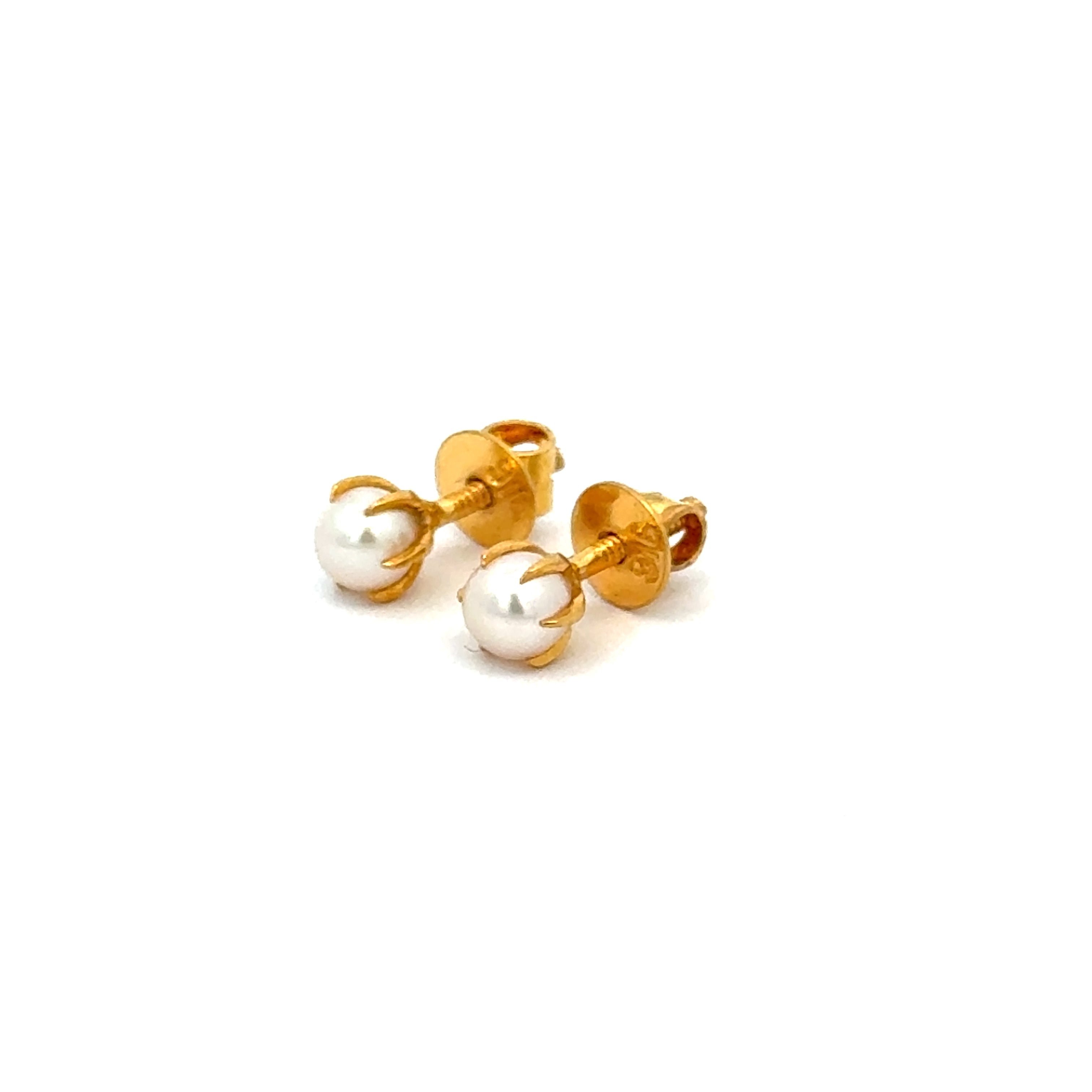 22k Yellow Gold Stud Pearl Earrings with gold weight of 1.28g