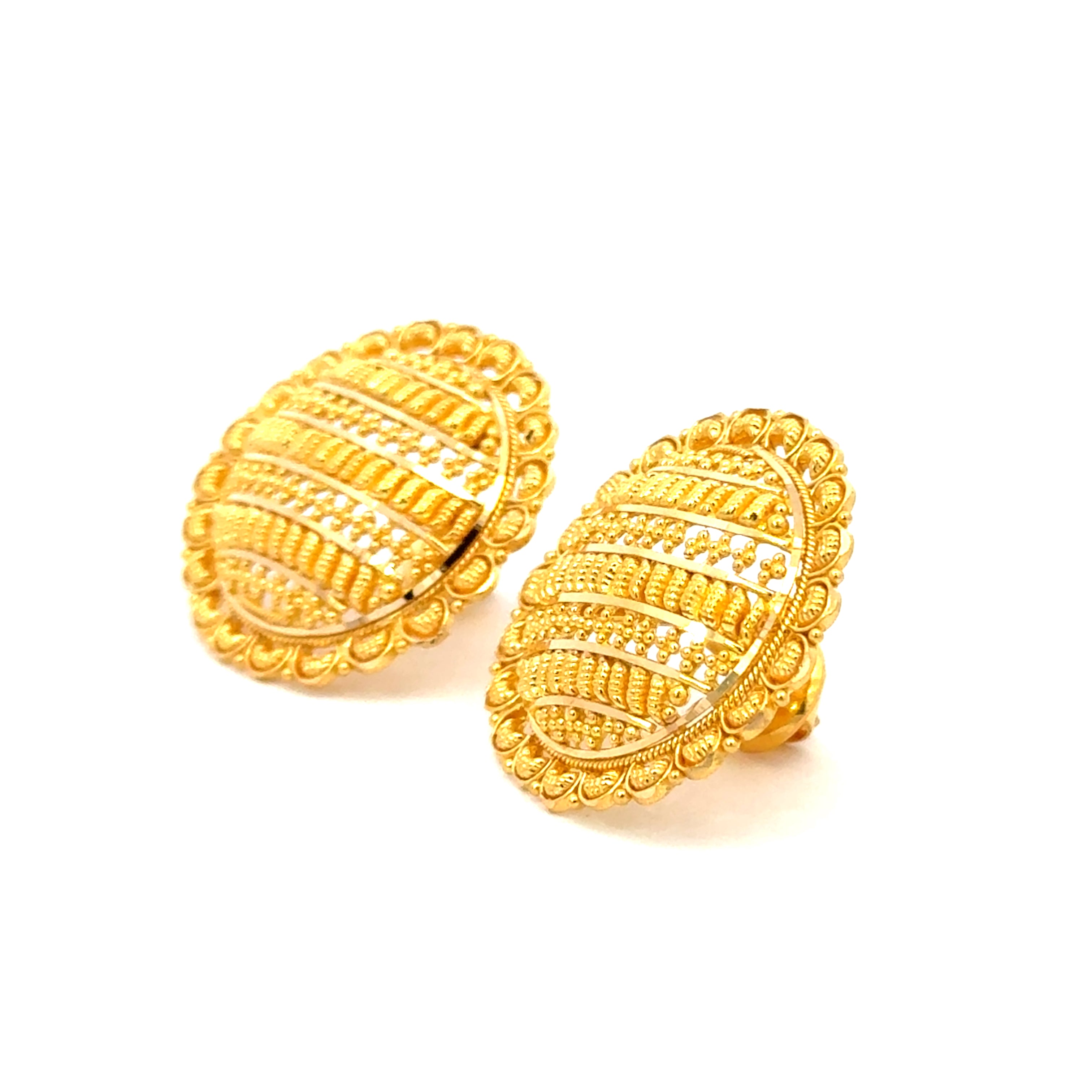 22k Yellow Gold Filigree Oval Earrings with gold weight of 9.18g