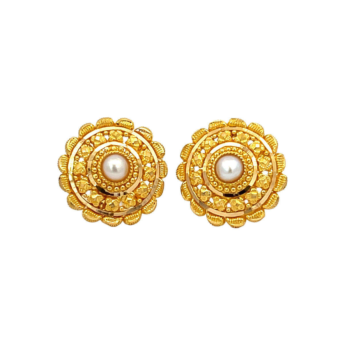 22k Yellow Gold Filigree Medium Earrings with gold weight of 5.2g
