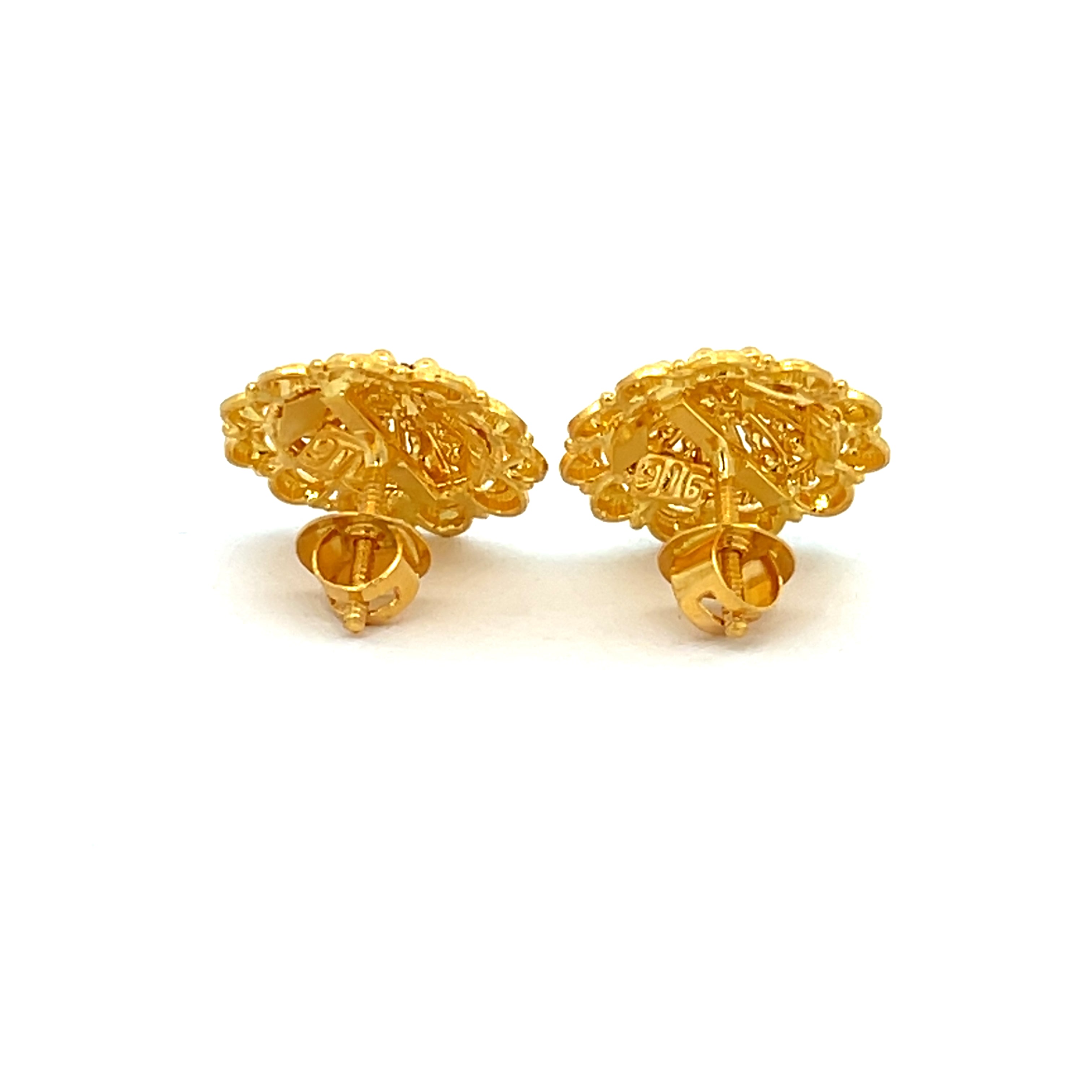 22k Yellow Gold Filigree Medium Earrings with gold weight of 6g