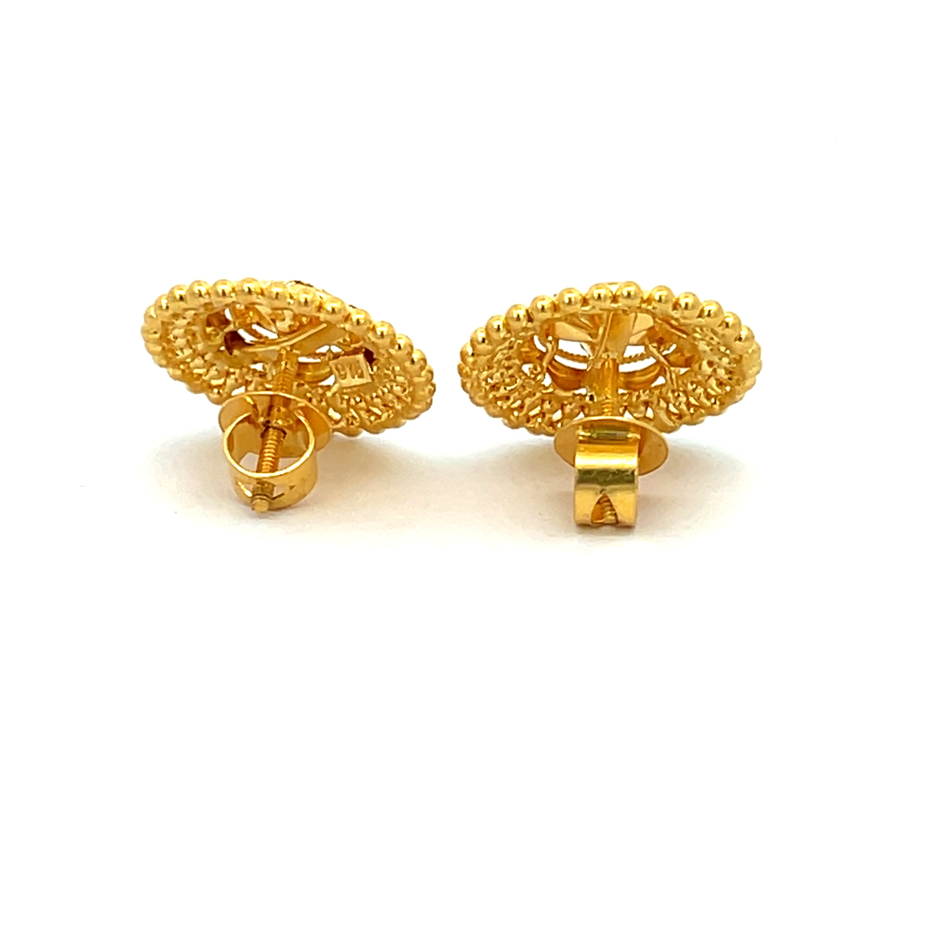 22k Yellow Gold Filigree Medium Earrings with gold weight of 6.5g