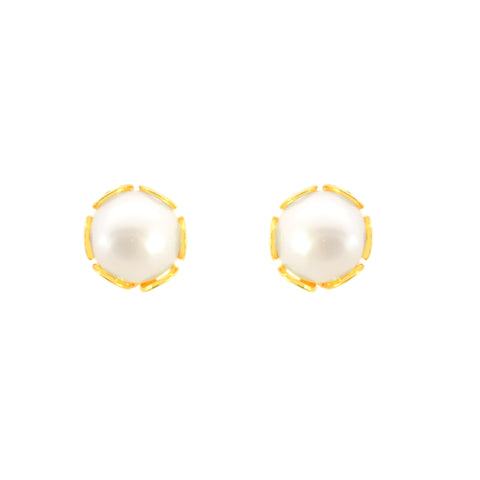 22k Yellow Gold Stud Pearl Earrings with gold weight of 1.45g