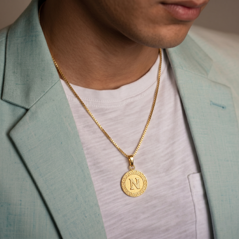 22K Yellow Gold Initial N Pendant with gold weight of 2.01g