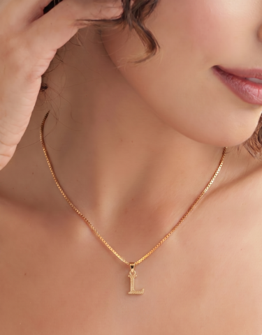 22K Yellow Gold Initial L Pendant with gold weight of 1.62g