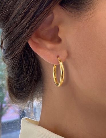 22k Yellow Gold Medium Classic Earrings