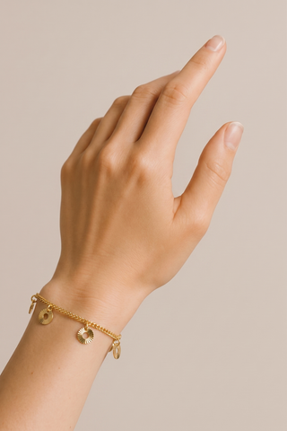 22K Yellow Gold Charm Bracelets measuring 0.82mm thickness x 7.52 inch length
