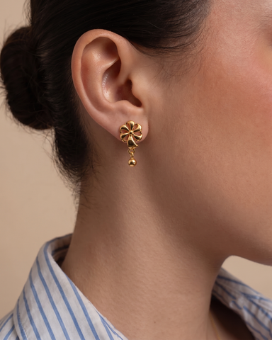 22k Yellow Gold Dangling Ball-Bead Earrings with gold weight of 3.75g