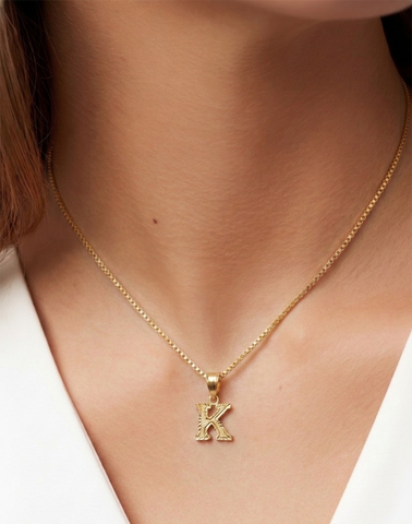 22K Yellow Gold Initial K Pendant with gold weight of 0.72g