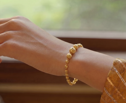22K Yellow Gold Ball-Bead Bracelet measuring 2.7mm thickness x 7.5 inch length