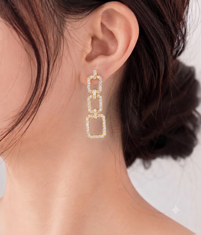 22k Yellow Cubic Zirconia Dangling Fancy Earrings with gold weight of 6.1g
