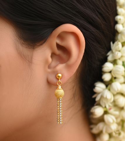 22k Two-Tone Gold Dangler Large Earrings with gold weight of 5.08g
