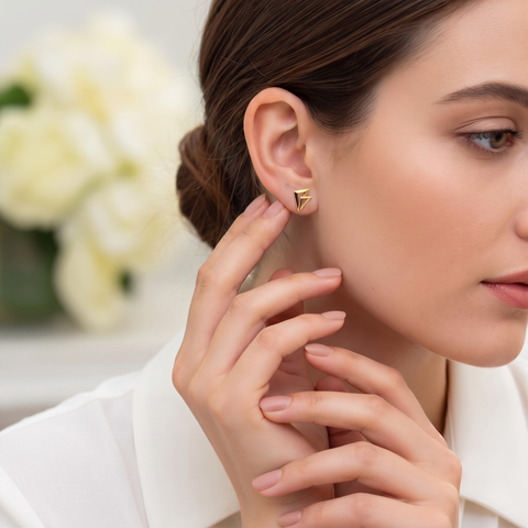 22k Yellow Gold Fancy Studs Earrings with gold weight of 1.85g