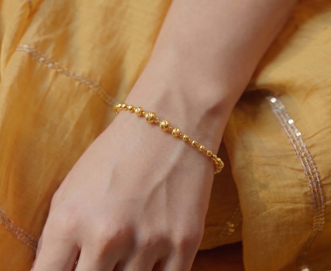 22K Yellow Gold Ball-Bead Bracelet measuring 2.6mm thickness x 7.5 inch length