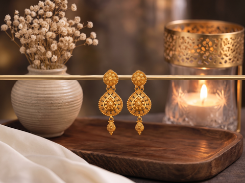 22k Yellow Gold Dangler Earrings with gold weight of 7.37g