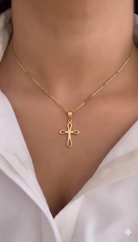 22K Yellow Gold Cross Pendant with gold weight of 0.66g
