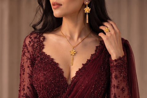 22K Yellow Gold Classy Pendant and Earring and Ring Set
