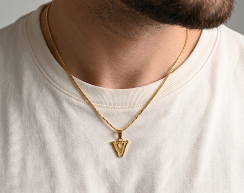 22K Yellow Gold Initial V Pendant with gold weight of 0.79g