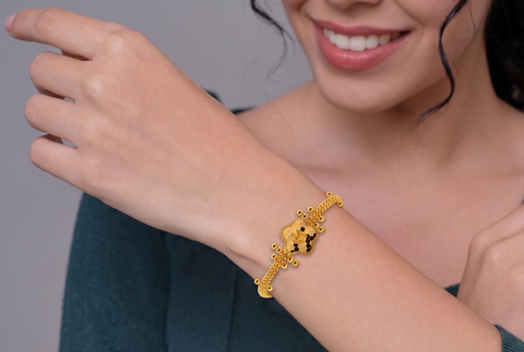 22K Yellow Gold Fancy Bracelet measuring 11mm thickness x 2.25 inch length