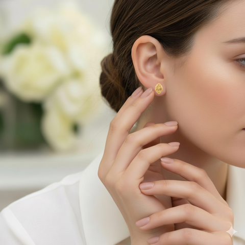 22k Yellow Gold Filigree Medium Earrings with gold weight of 1.53g